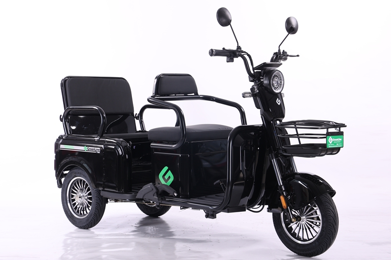 Narrow Top, Large Fold