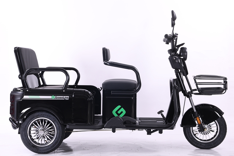 Narrow Top, Large Fold